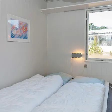Ferienhaus 6 Person Holiday In Henne *